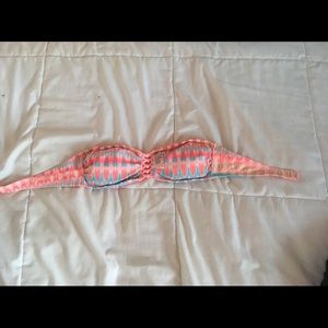 Strapless bikini top